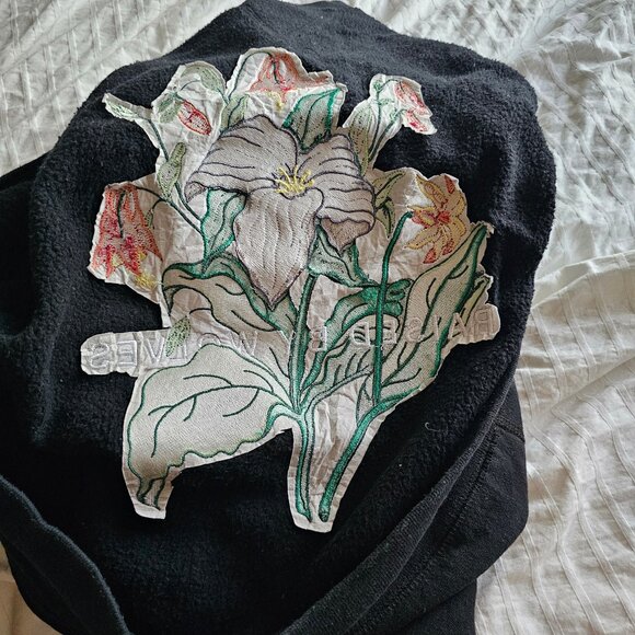 Raised by Wolves Trillium Crewneck Sweatshirt - 2019 - Black - Sz S - Picture 5 of 11